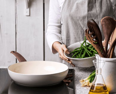 Ceramic vs Non-Stick Cookware: The Ancient Solution to a Modern Problem