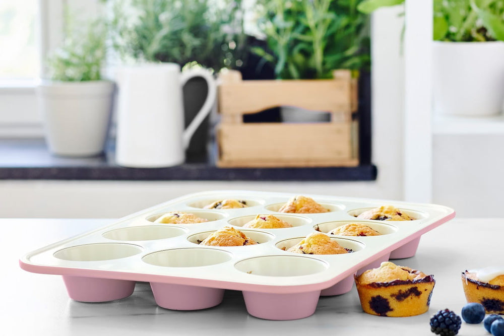 WILTSHIRE Silicone 6 Cup Muffin Pan