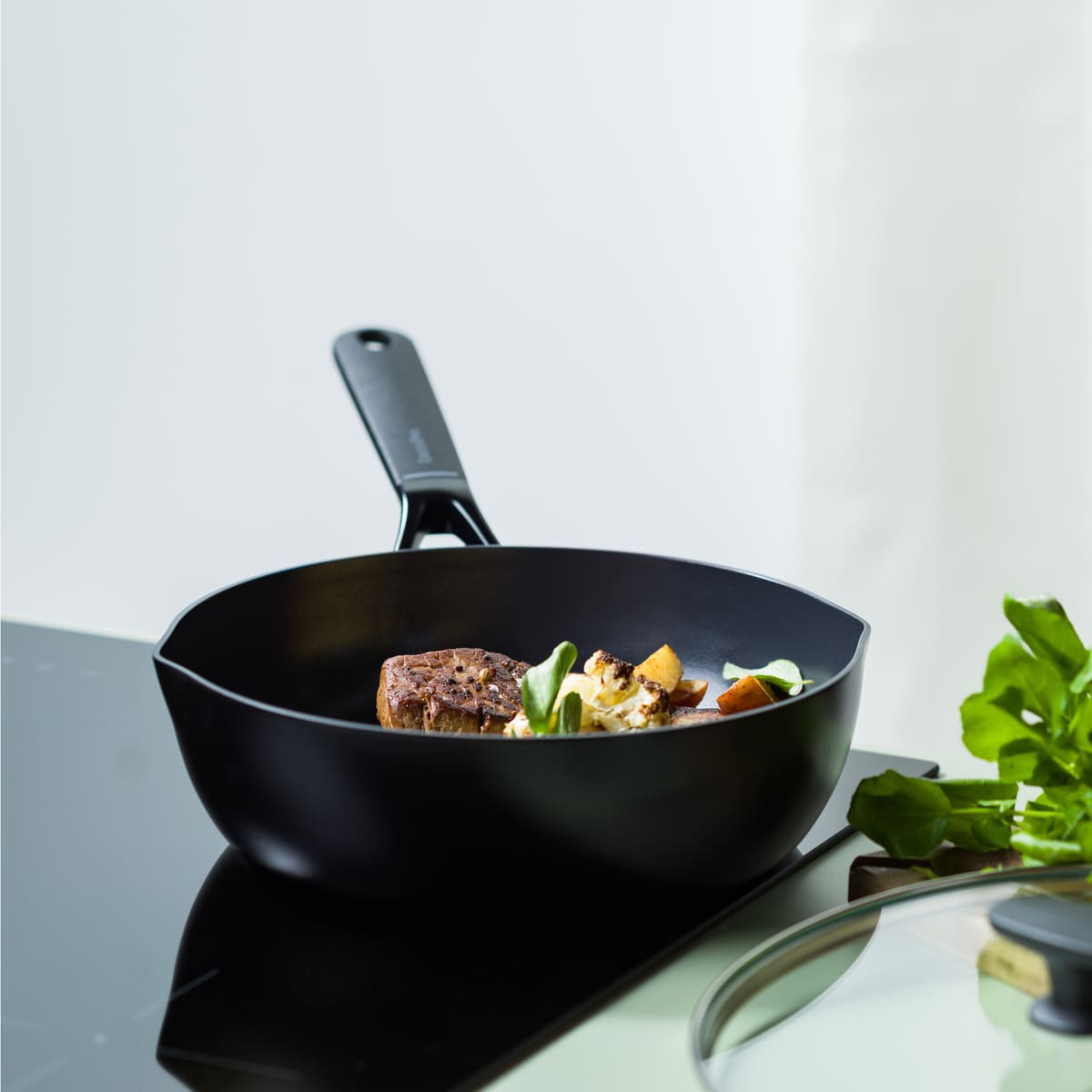CC008224-102 - Smartshape Chef Pan, Black - 24cm - Product Image 2