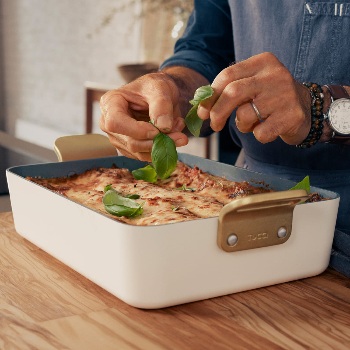 CC008983-102 - Tucci Stanley Tucci Ceramic Non-Stick 33cm Lasagna Pan Venetian Teal - Product Image 2