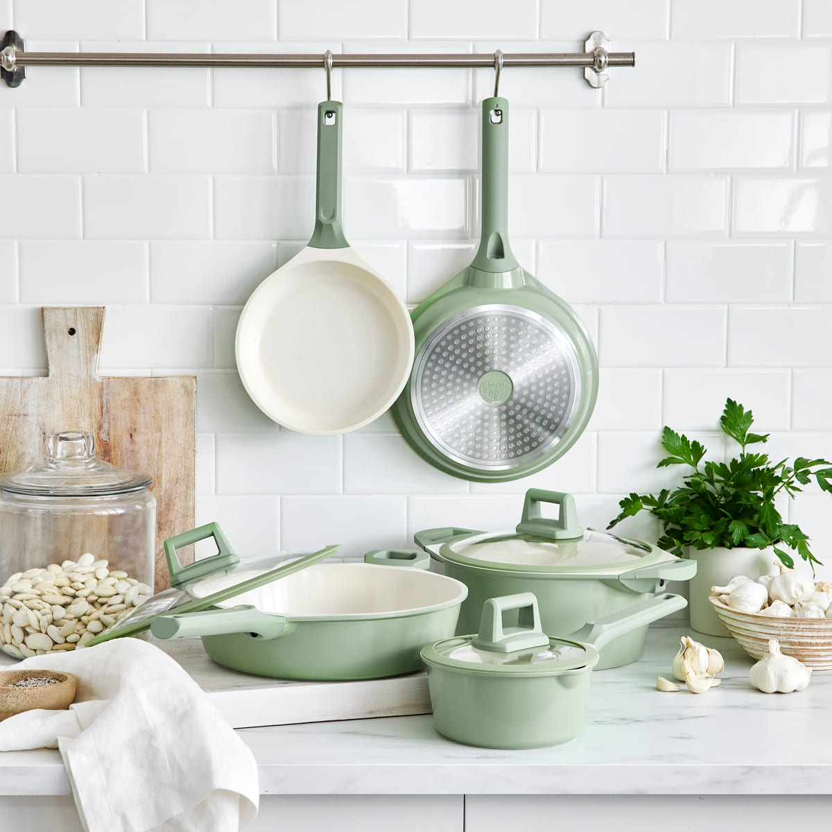 CC009262-001 - Arte Greenlife Arte 8pc Cookware Set, Green Sage - Product Image 2