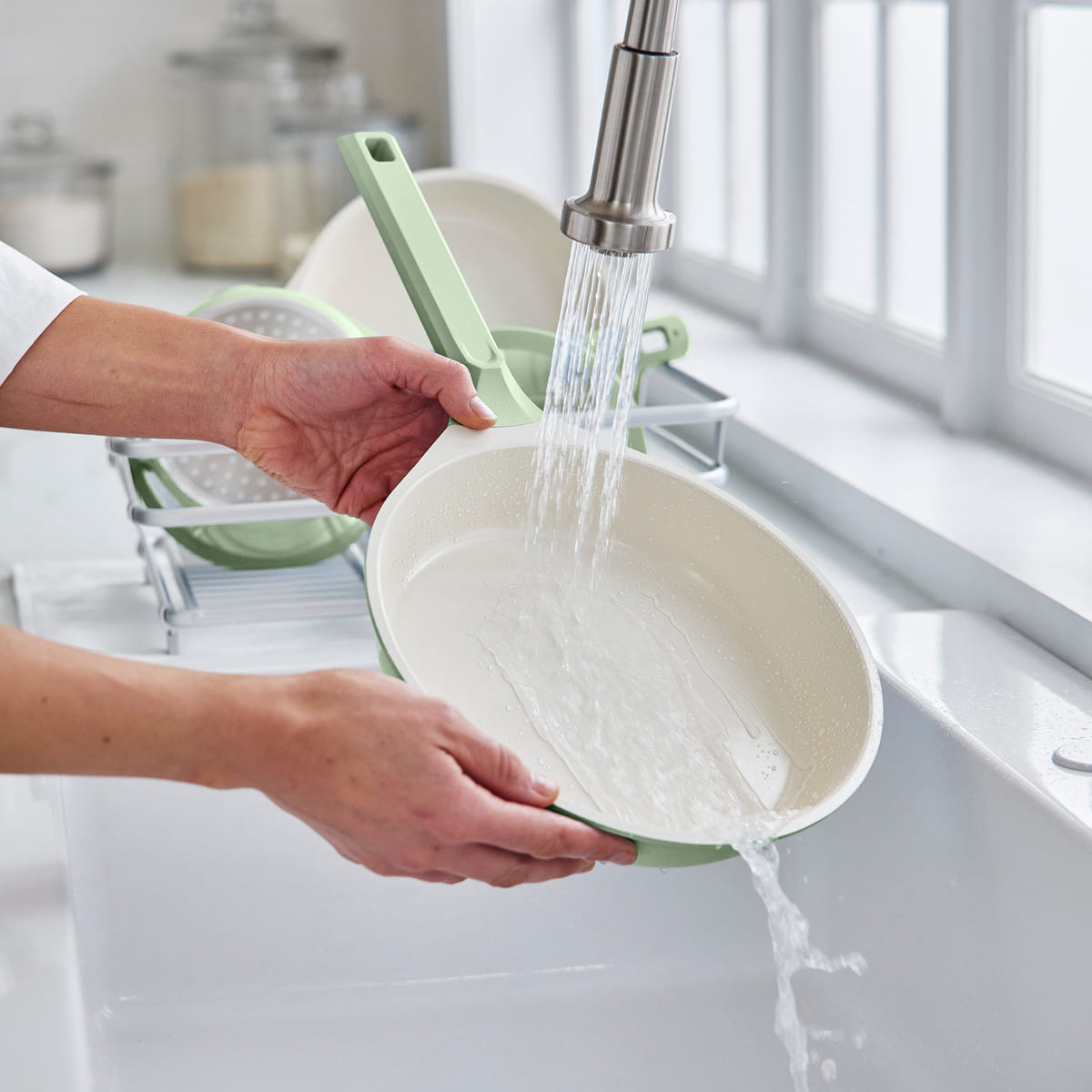 CC009262-001 - Arte Greenlife Arte 8pc Cookware Set, Green Sage - Product Image 8