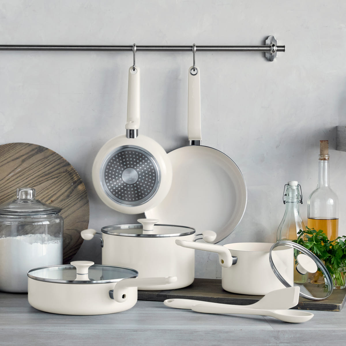 CC010106-102 - Rio Advanced Rio Advanced 10 Pcs Cookware Set, Cream White - Product Image 2