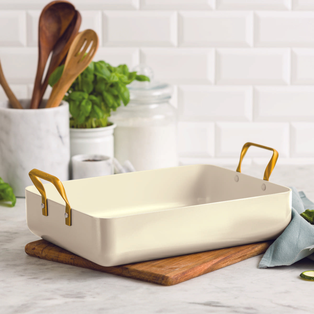 CC010343-102 - Padova Padova Roaster, Cream White - 35x25.7cm - Product Image 2