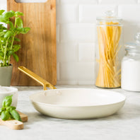 CC010745-102 - Reserve Pro Reserve Pro Frying Pan, Cream White - 26cm - Product Image 2