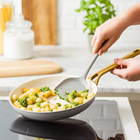 CC010754-102 - Reserve Pro Reserve Pro 5(14)pc Cookware Set, Dove Grey - Product Image 4