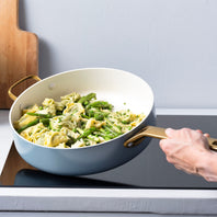 CC011509-102 - Reserve Pro Reserve Pro Skillet With Lid, Glacier - 28cm - Product Image 3