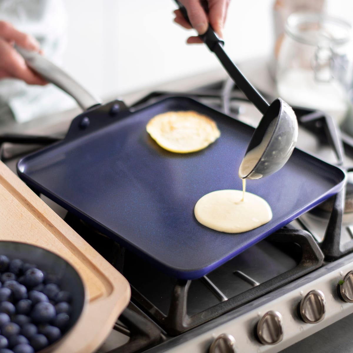 CC001599-001 - Blue Diamond Blue Diamond 11" Griddle Pan - Product Image 2