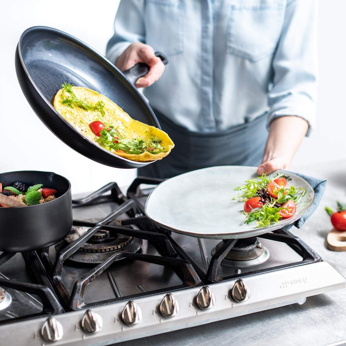 GreenPan Cambridge Healthy Ceramic Non-Stick 24 cm and 28 cm Frying Pan  Skillet Set, PFAS-Free, Induction, Oven Safe, Black